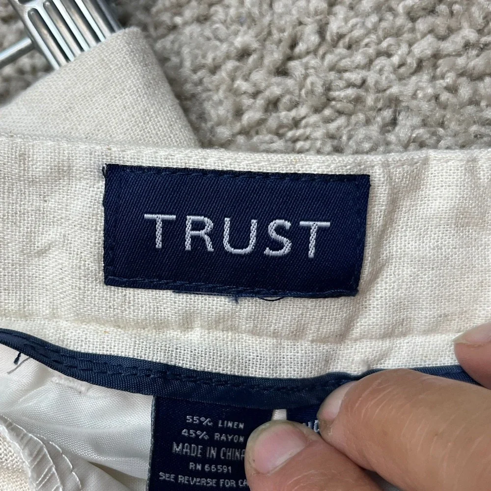 Trust Pants Mens 42x30 Beige Pleated Straight Leg Trousers Linen Blend EUC